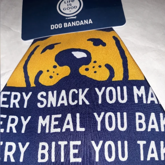 Pet Bandana Large for DOG  NEW "I'll be watching you"humerous pet accessories - Picture 2 of 5